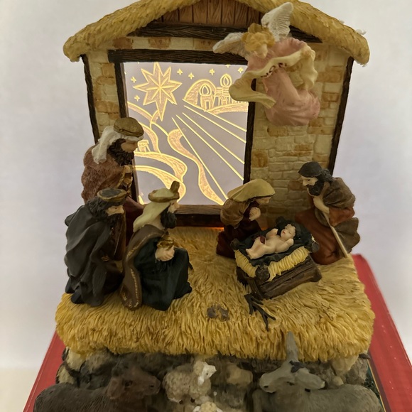 Vintage 1996 Music & Lights Motion Sensor Talking Christmas Story Nativity - Picture 5 of 6